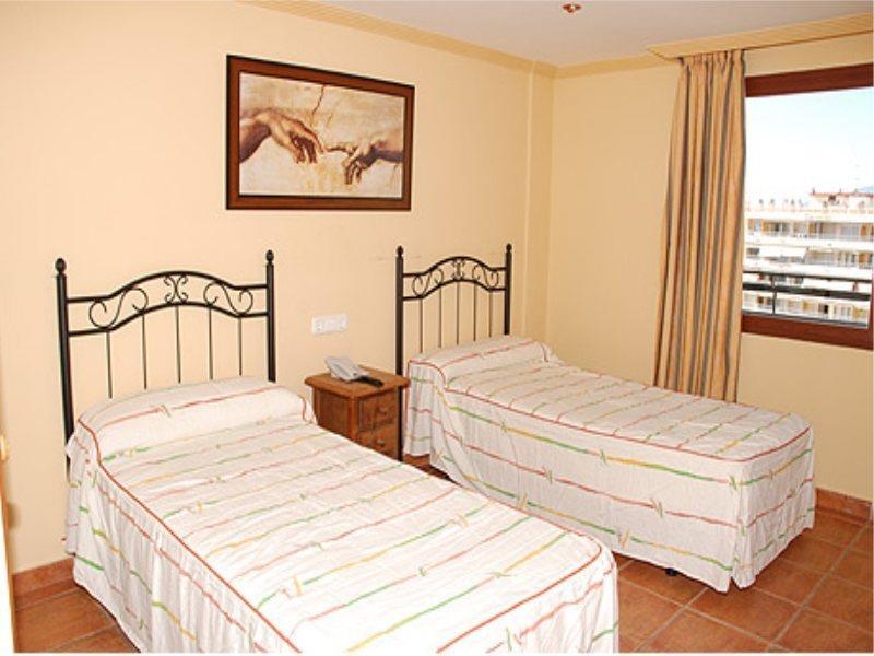 Apartamentos Mediterraneo Marbella Buitenkant foto